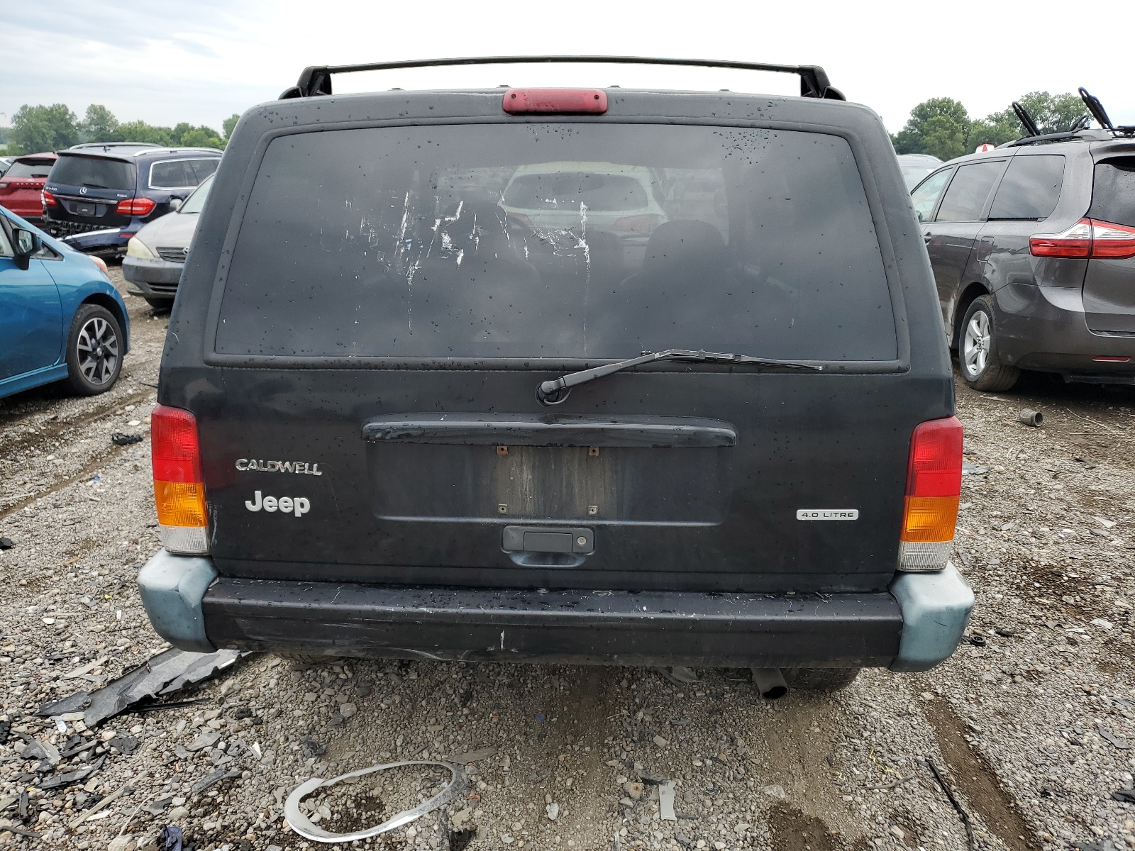 1J4FF48SXYL241025 2000 Jeep Cherokee Sport