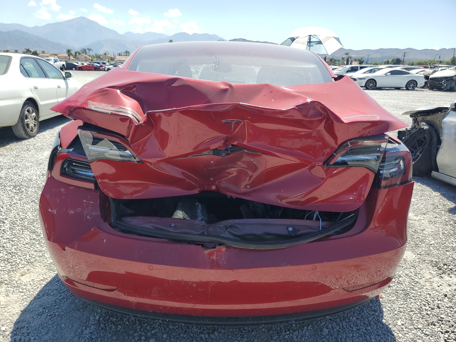 5YJ3E1EA5JF015473 2018 Tesla Model 3