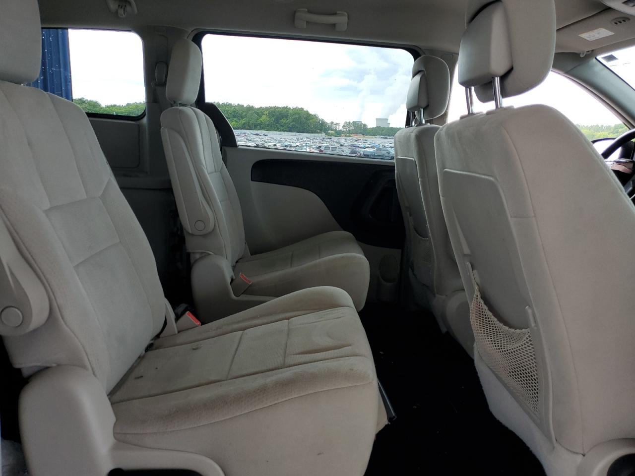 2011 Chrysler Town & Country Touring VIN: 2A4RR5DG6BR702067 Lot: 61684664