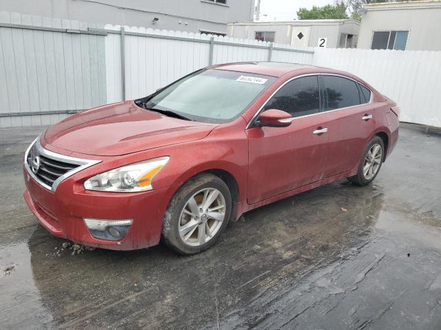  NISSAN ALTIMA 2014 Червоний