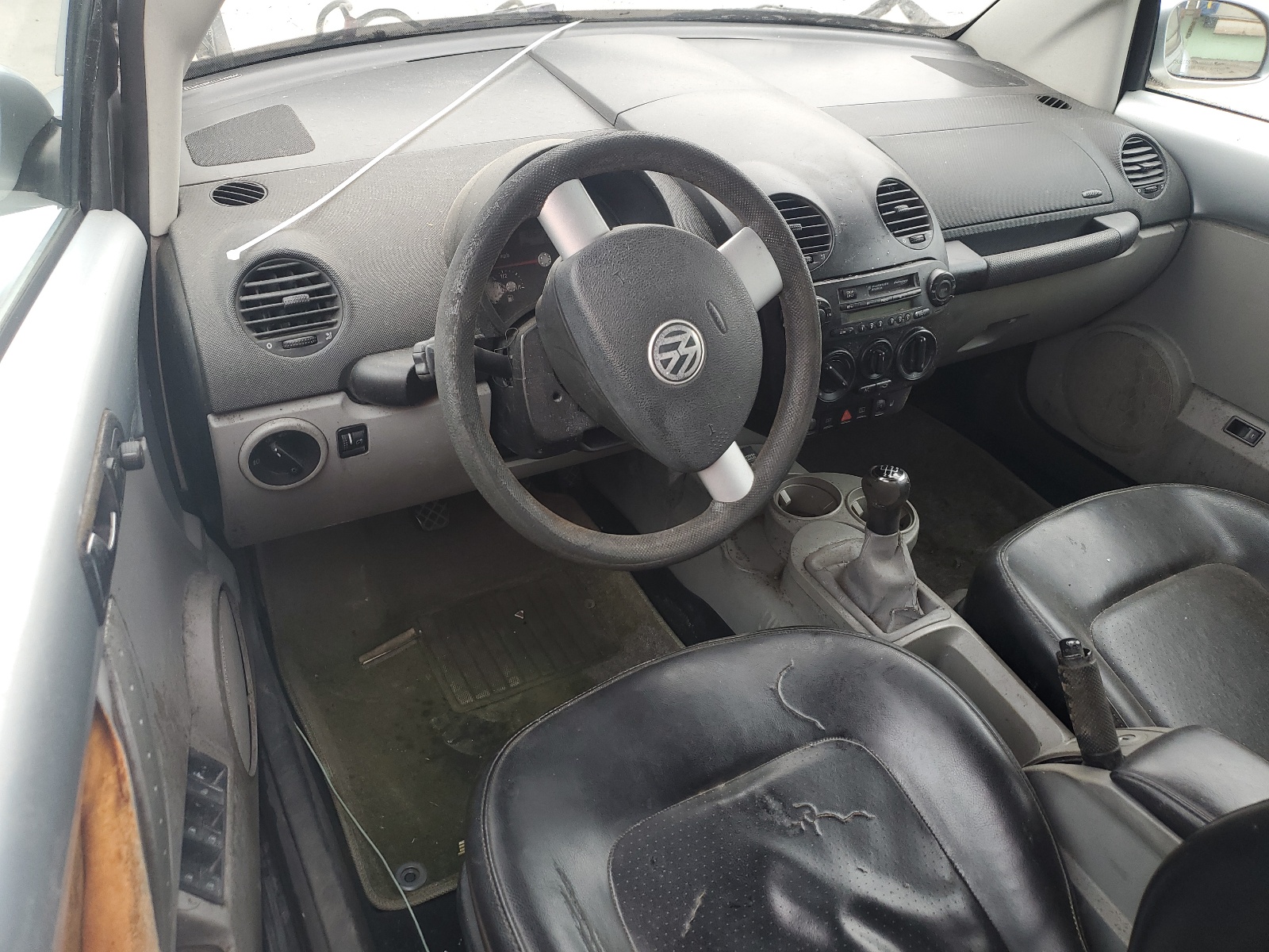 3VWCK21Y73M326223 2003 Volkswagen New Beetle Gls