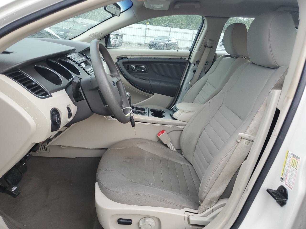 2010 Ford Taurus Se VIN: 1FAHP2DW0AG165540 Lot: 61643344