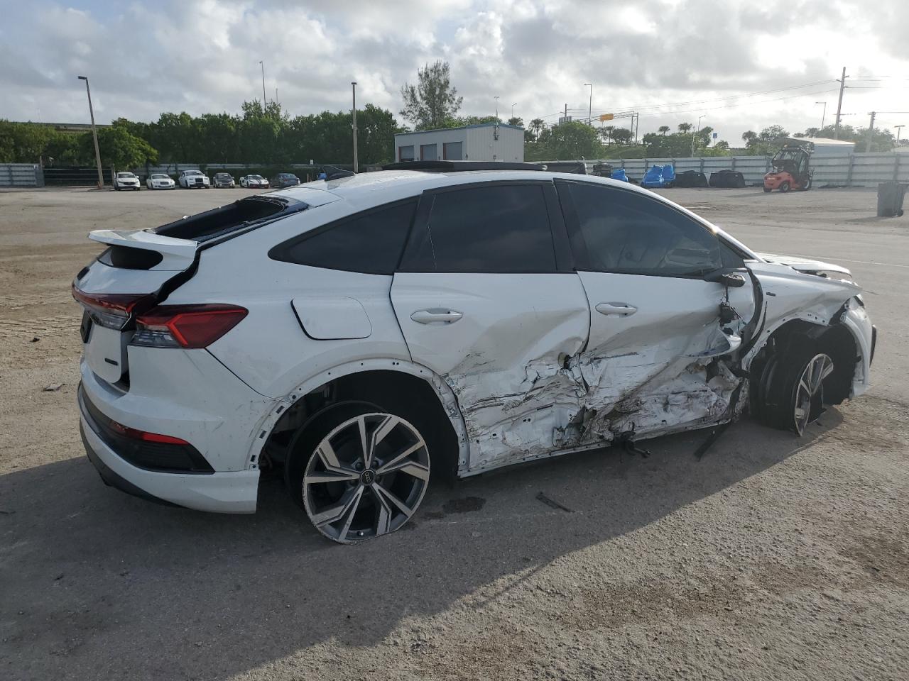 2024 Audi Q4 E-Tron Sportback Premium VIN: WA122BFZ9RP025028 Lot: 62357194