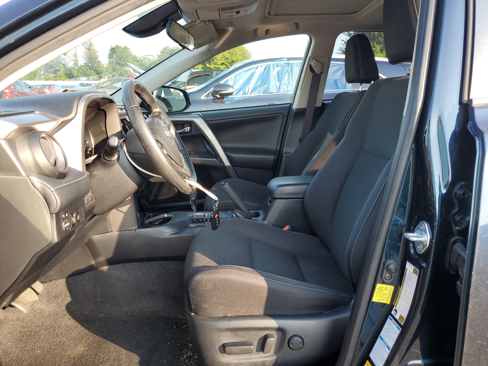 JTMRFREV9JJ245518 2022 Toyota Rav4 Adventure