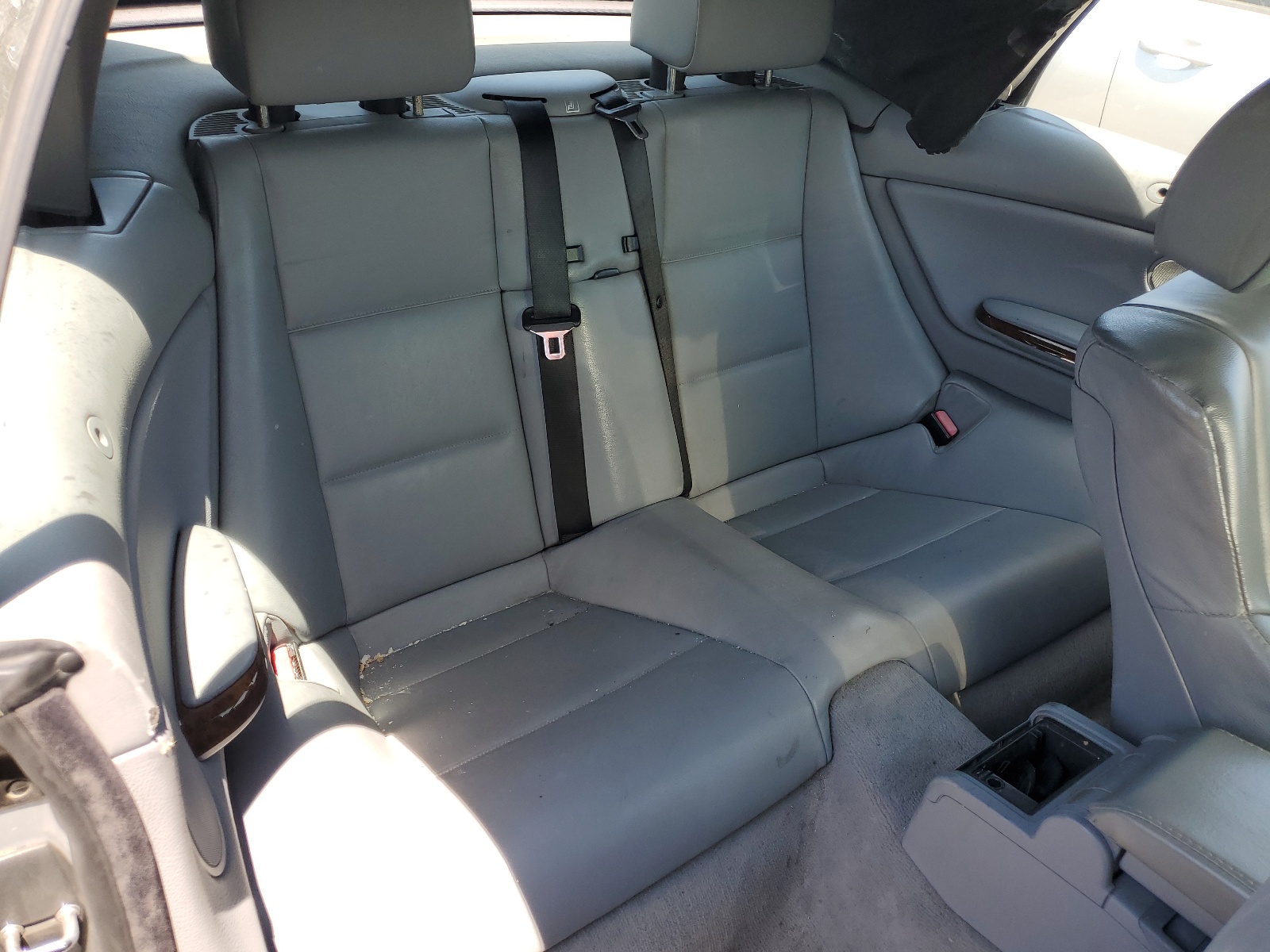 WBABS33401JY51274 2001 BMW 325 Ci