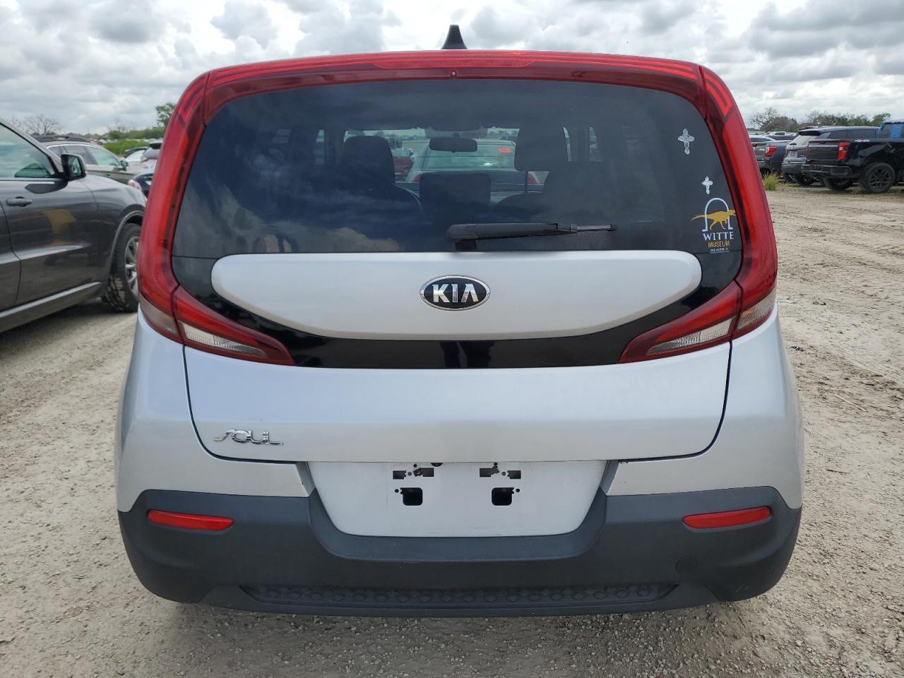2020 Kia Soul Lx VIN: KNDJ23AUXL7098516 Lot: 64650834