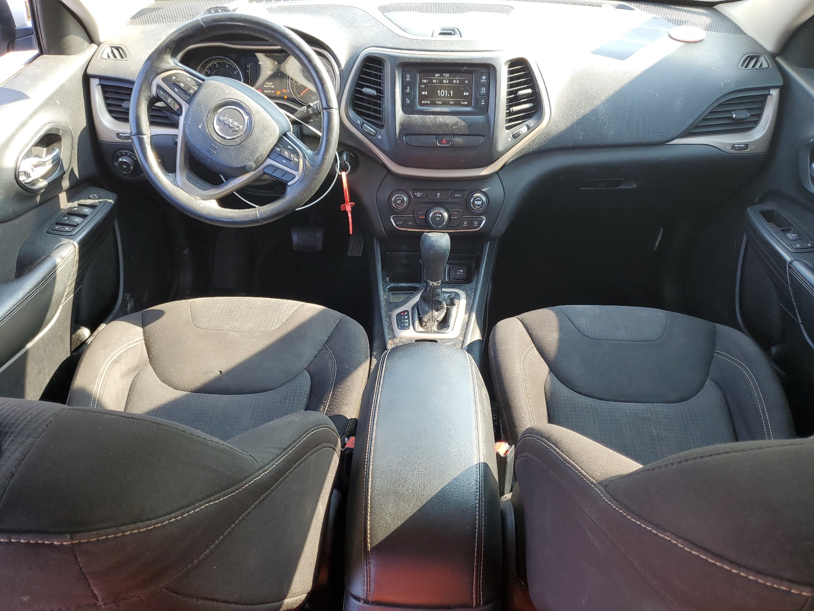 1C4PJLCB5FW781548 2015 Jeep Cherokee Latitude