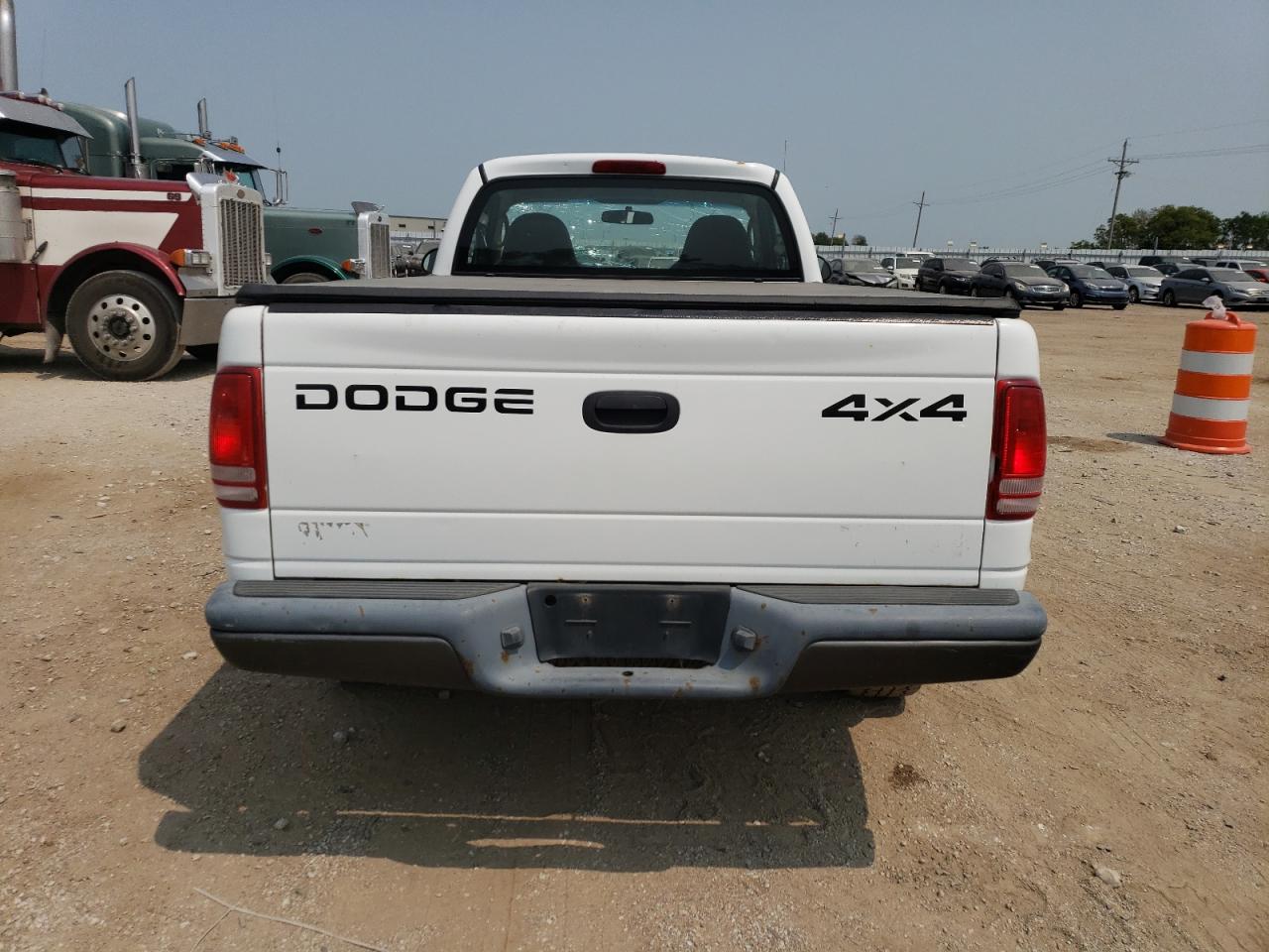 2002 Dodge Dakota Base VIN: 1B7GG16X82S713806 Lot: 63336354