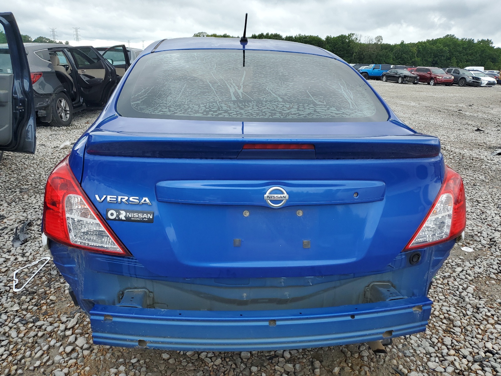 2017 Nissan Versa S vin: 3N1CN7AP8HL864475