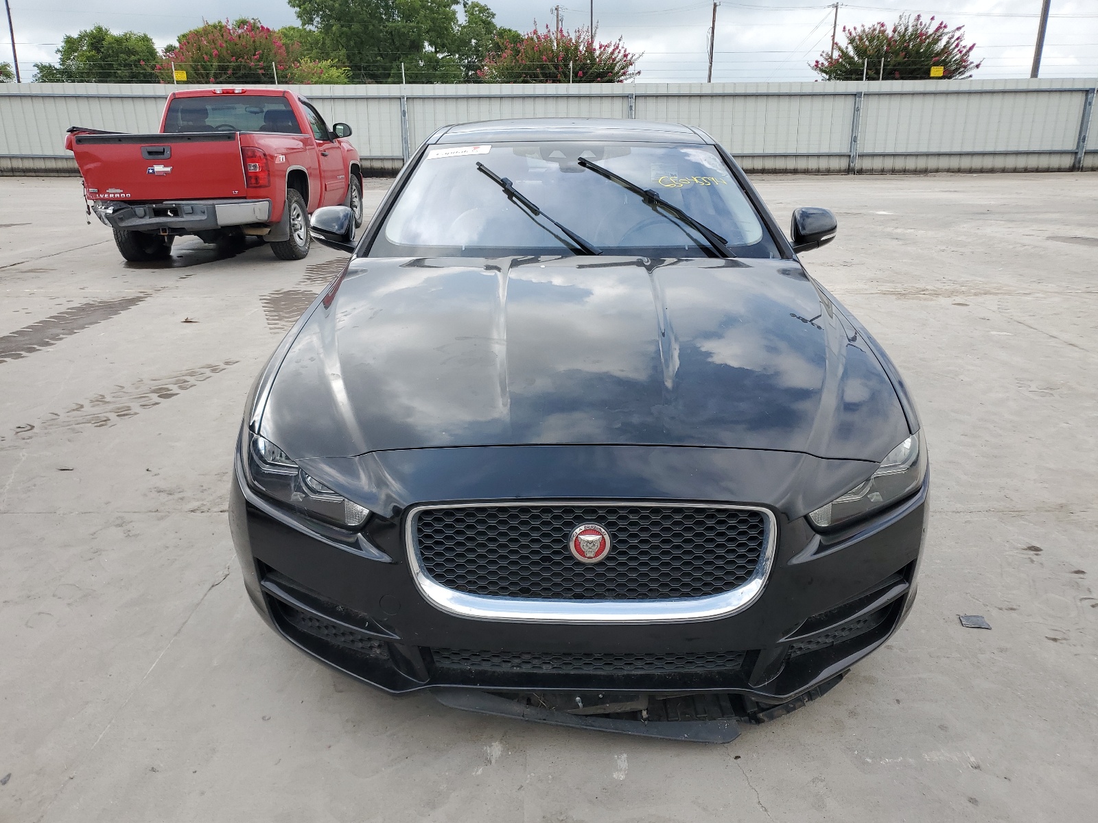 2017 Jaguar Xe Prestige vin: SAJAE4BN7HA952104