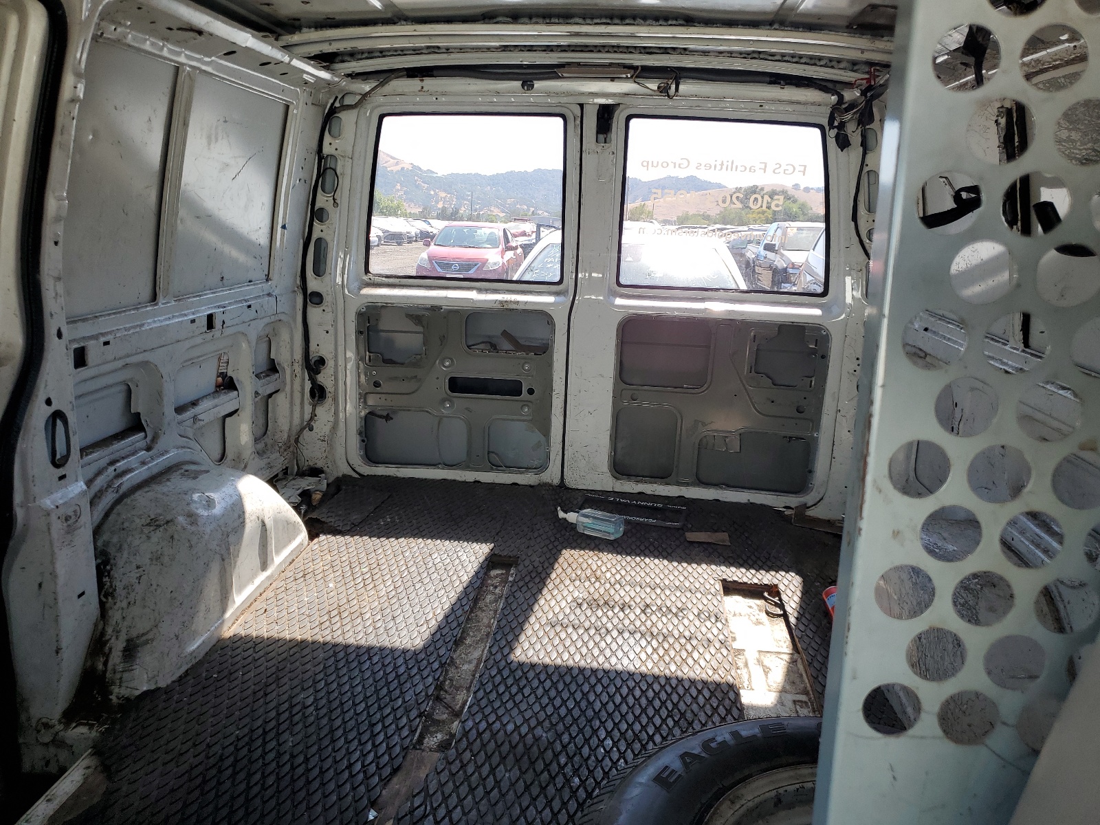 1GCDM19XX2B117345 2002 Chevrolet Astro