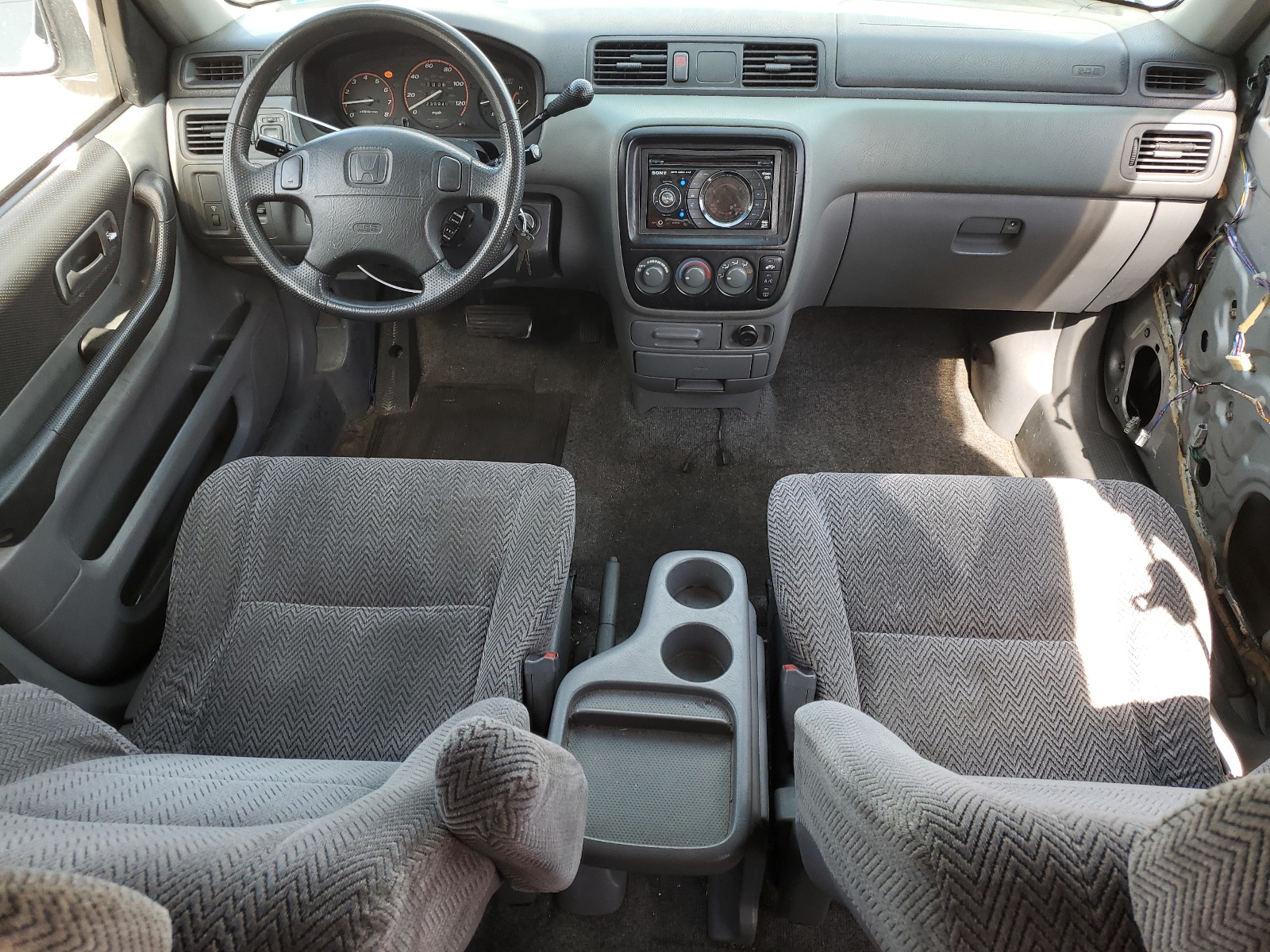 JHLRD1847VC043882 1997 Honda Cr-V Lx