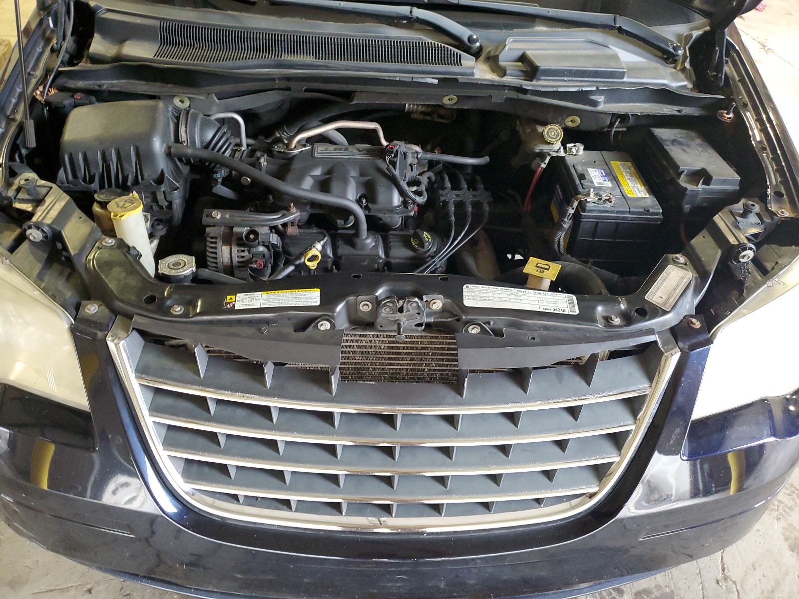 2A4RR5D17AR162688 2010 Chrysler Town & Country Touring