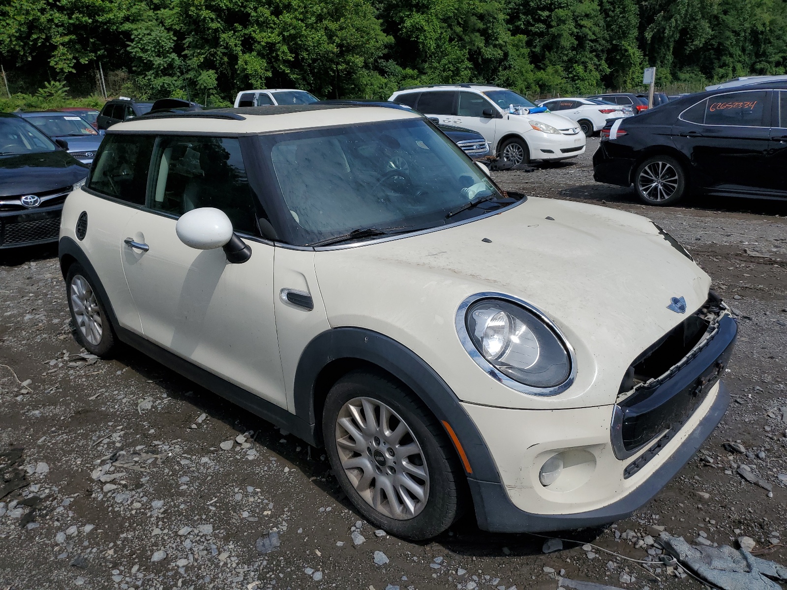 2015 Mini Cooper vin: WMWXM5C57F3A96756