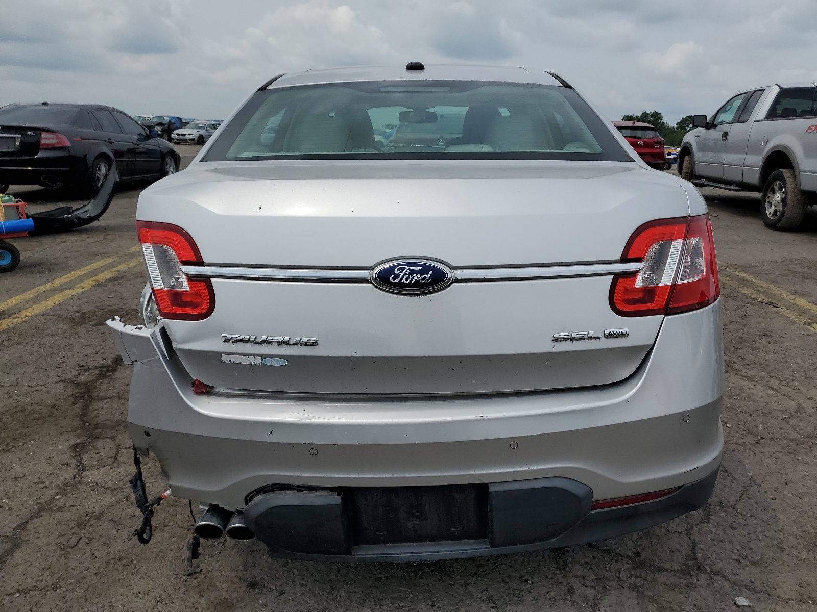 1FAHP2HW8CG142696 2012 Ford Taurus Sel