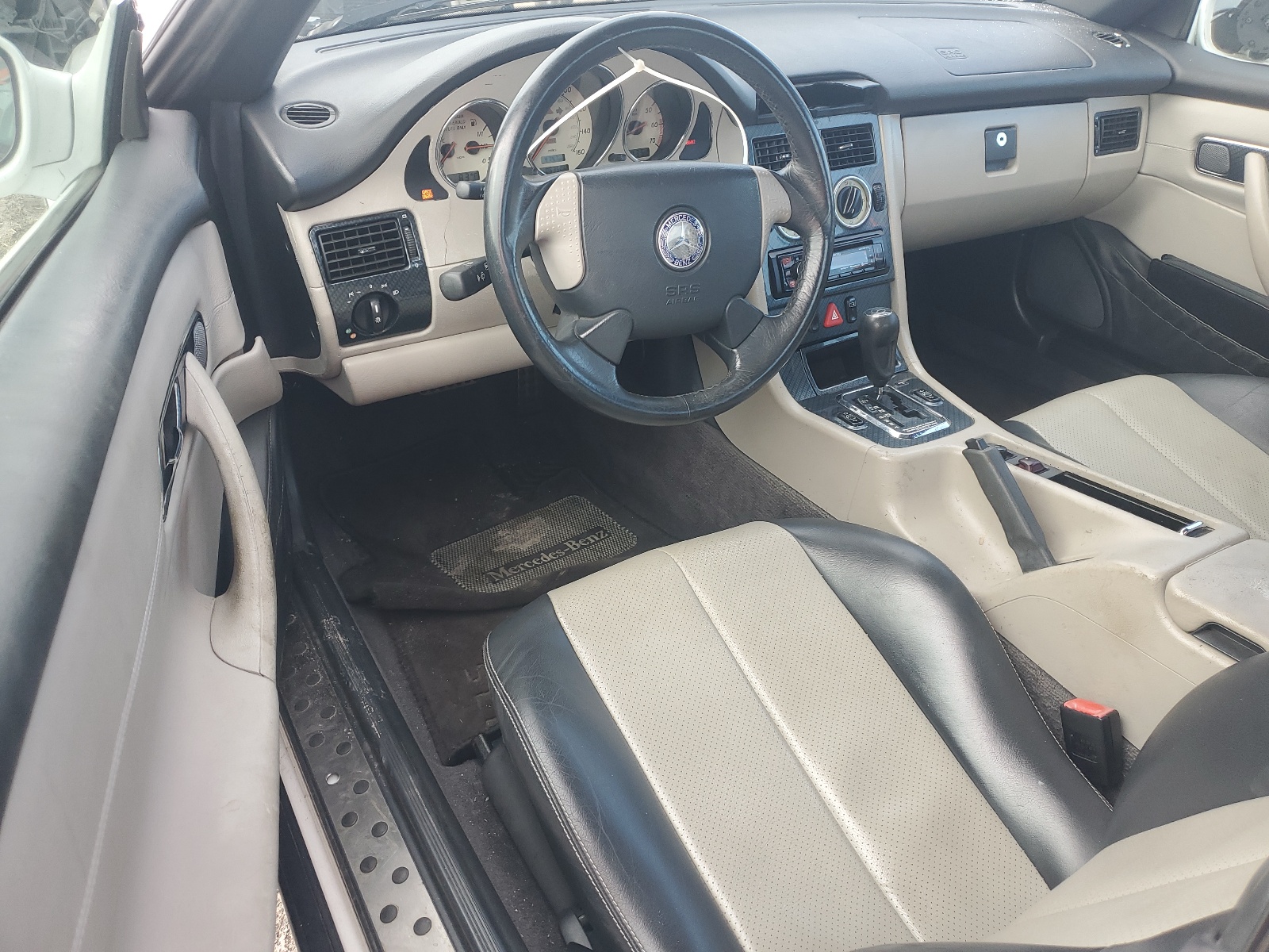 WDBKK47F9WF047388 1998 Mercedes-Benz Slk 230 Kompressor