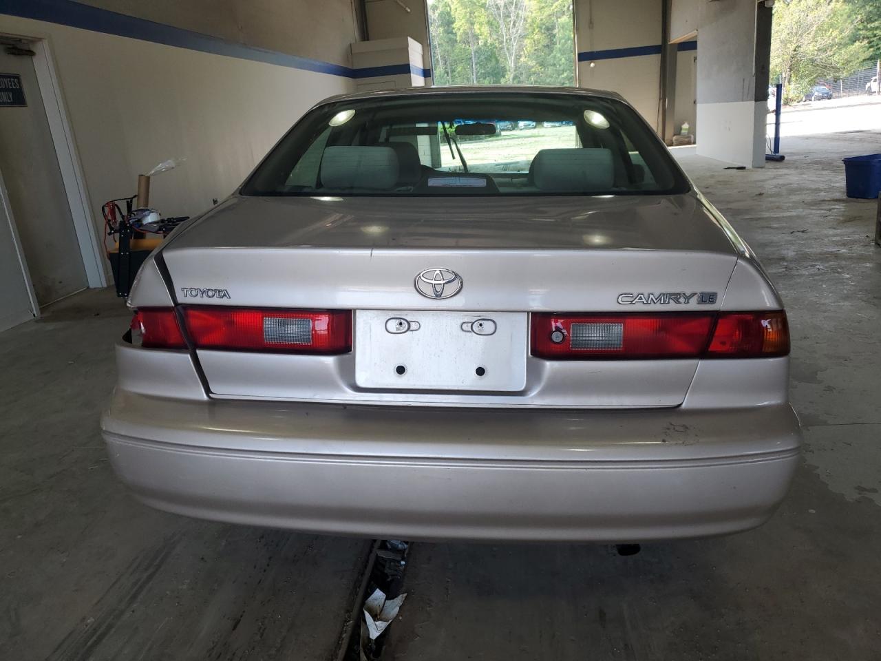 1999 Toyota Camry Ce VIN: 4T1BG22K1XU914299 Lot: 64932114