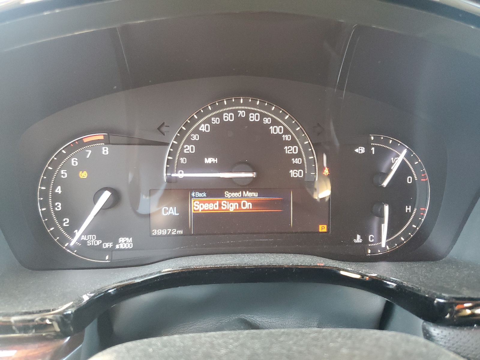 1GYKNCRS8HZ155526 2017 Cadillac Xt5 Premium Luxury