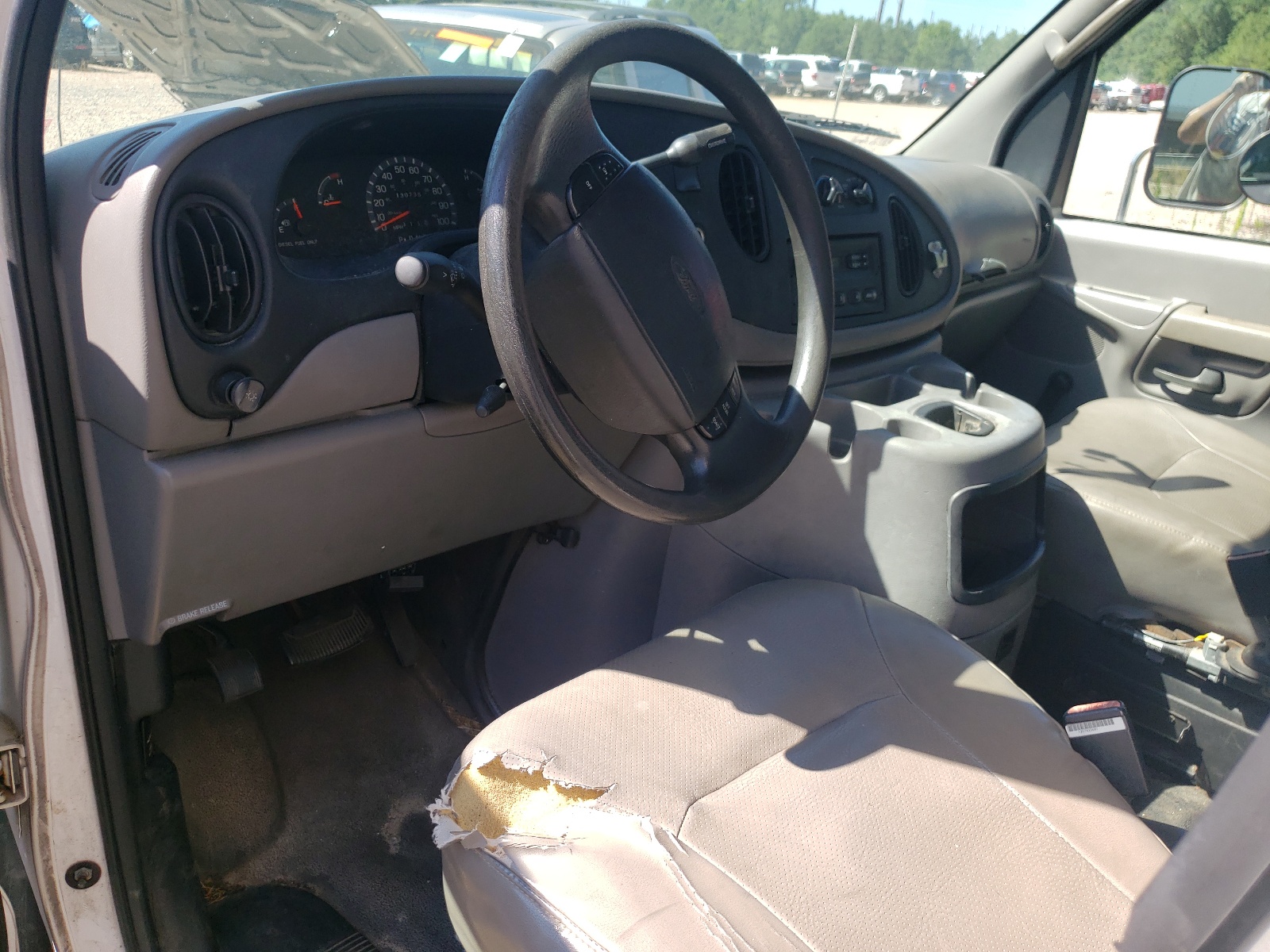 1FDWE35F42HB11452 2002 Ford Econoline E350 Super Duty Cutaway Van