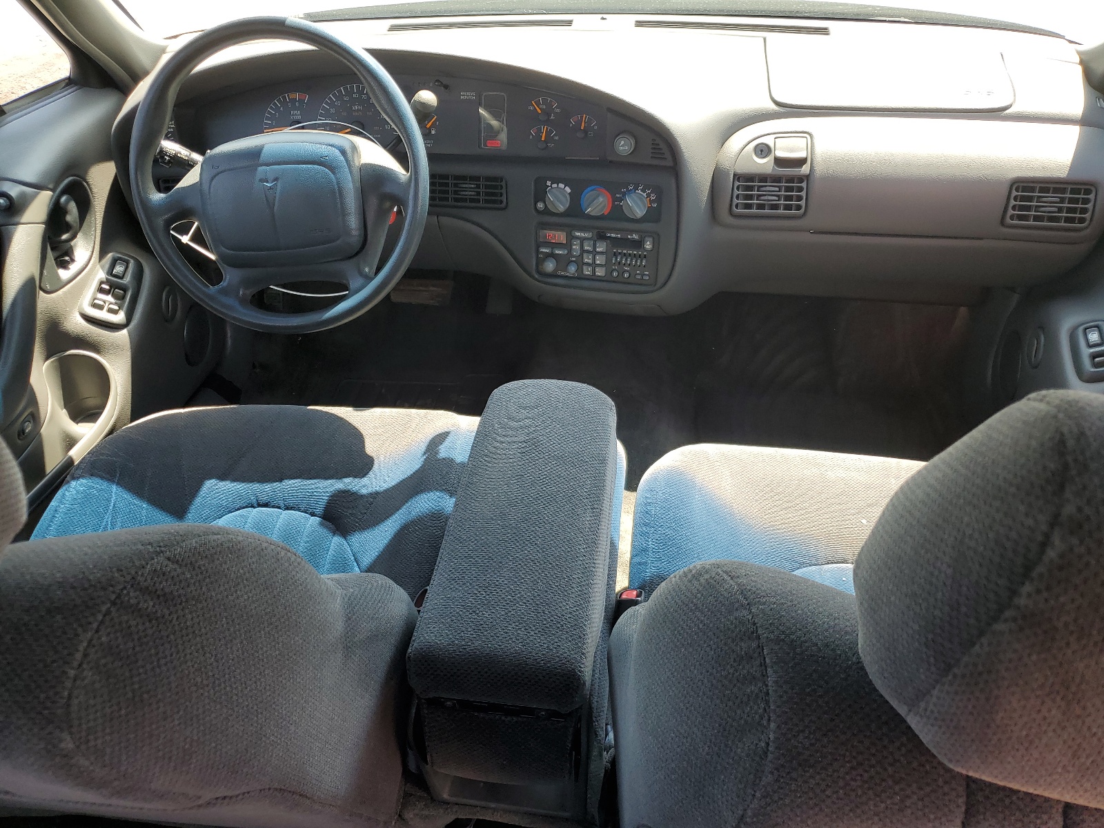 1G2HX52K1W4209148 1998 Pontiac Bonneville Se