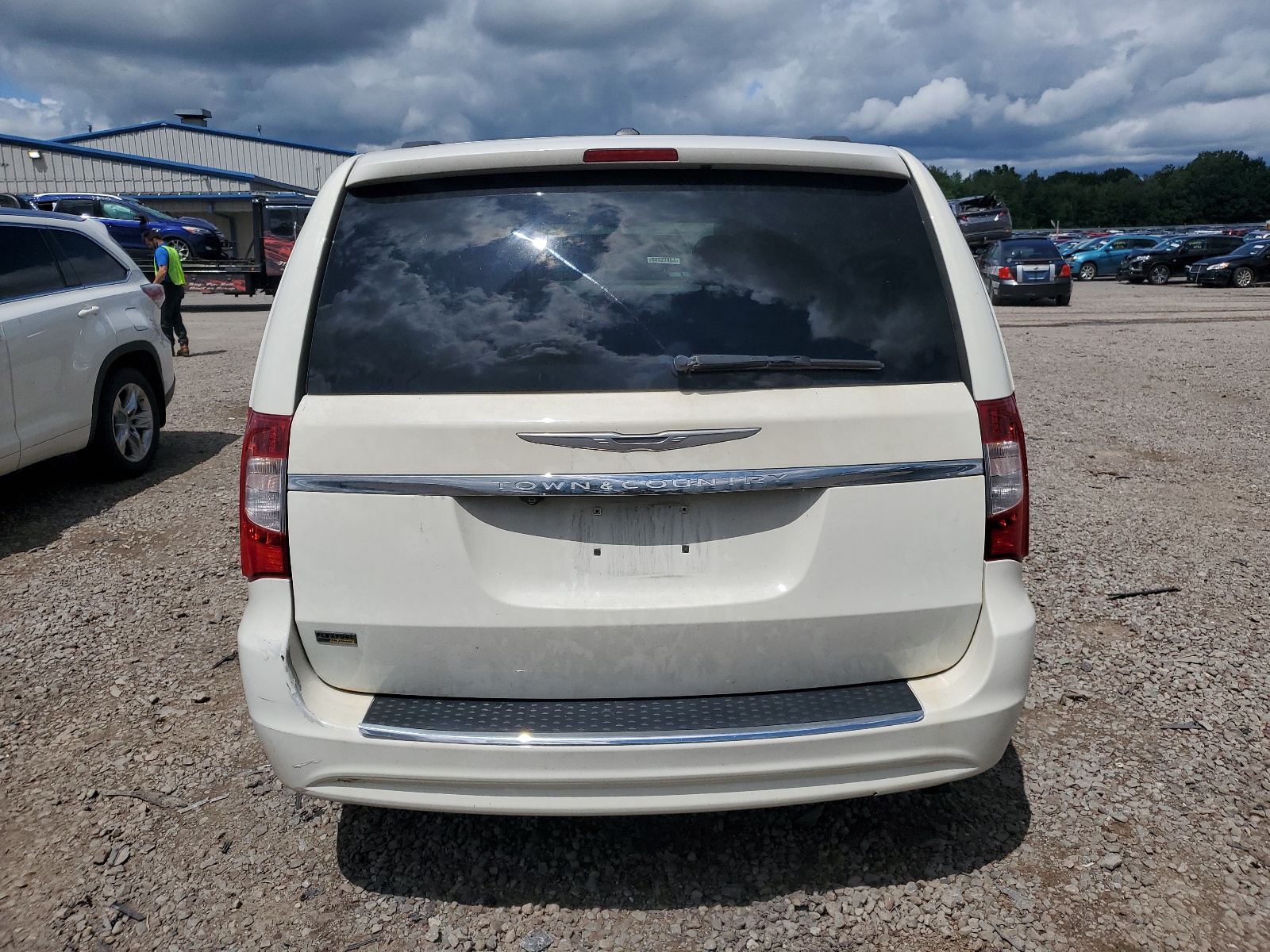 2013 Chrysler Town & Country Touring vin: 2C4RC1BG8DR555854