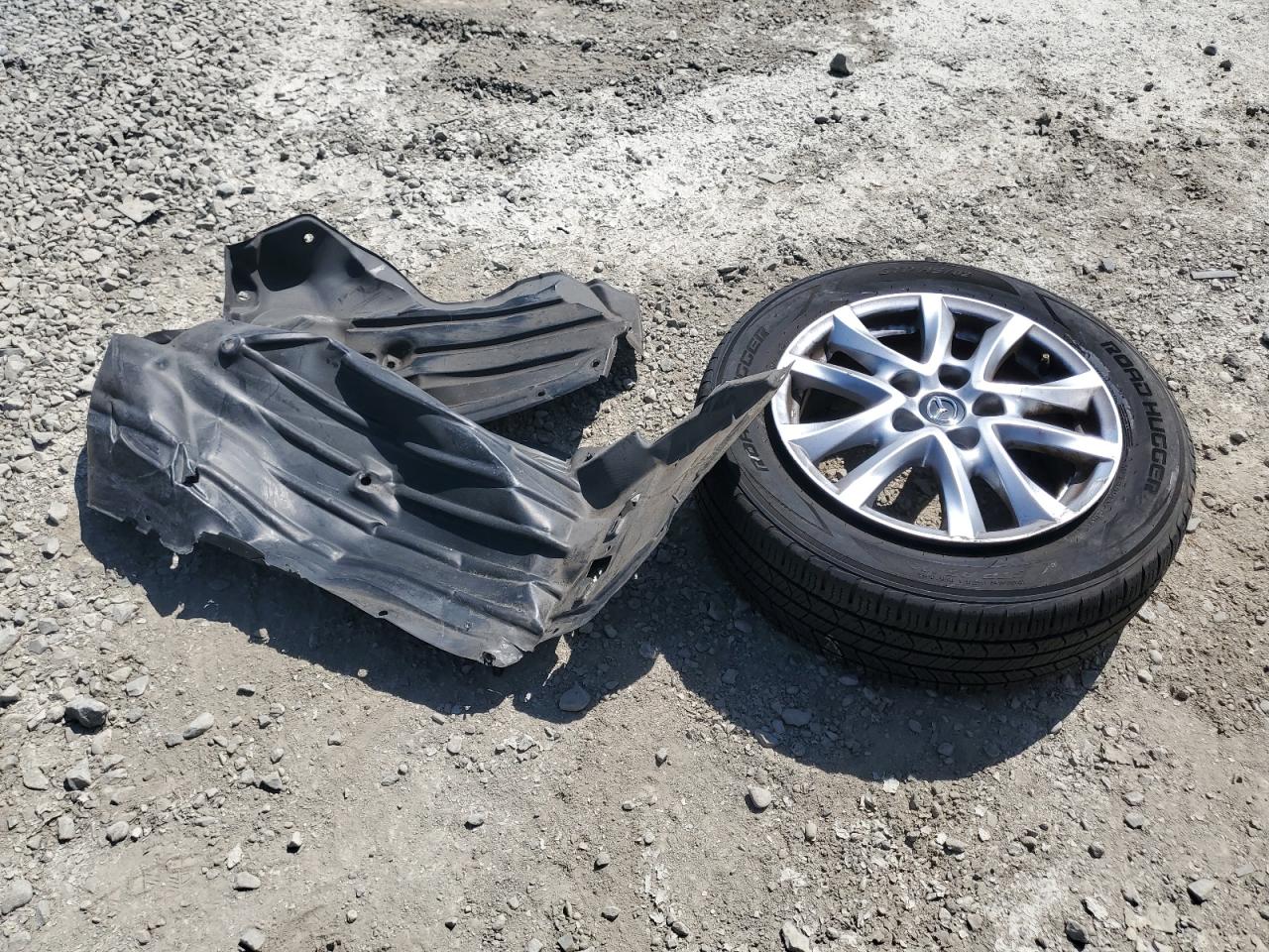 2014 Mazda 3 Touring VIN: JM1BM1V7XE1151521 Lot: 61946904