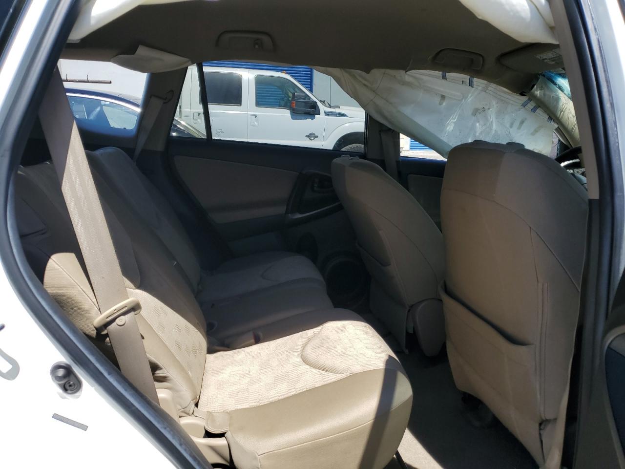 2010 Toyota RAV 4 - Image 10
