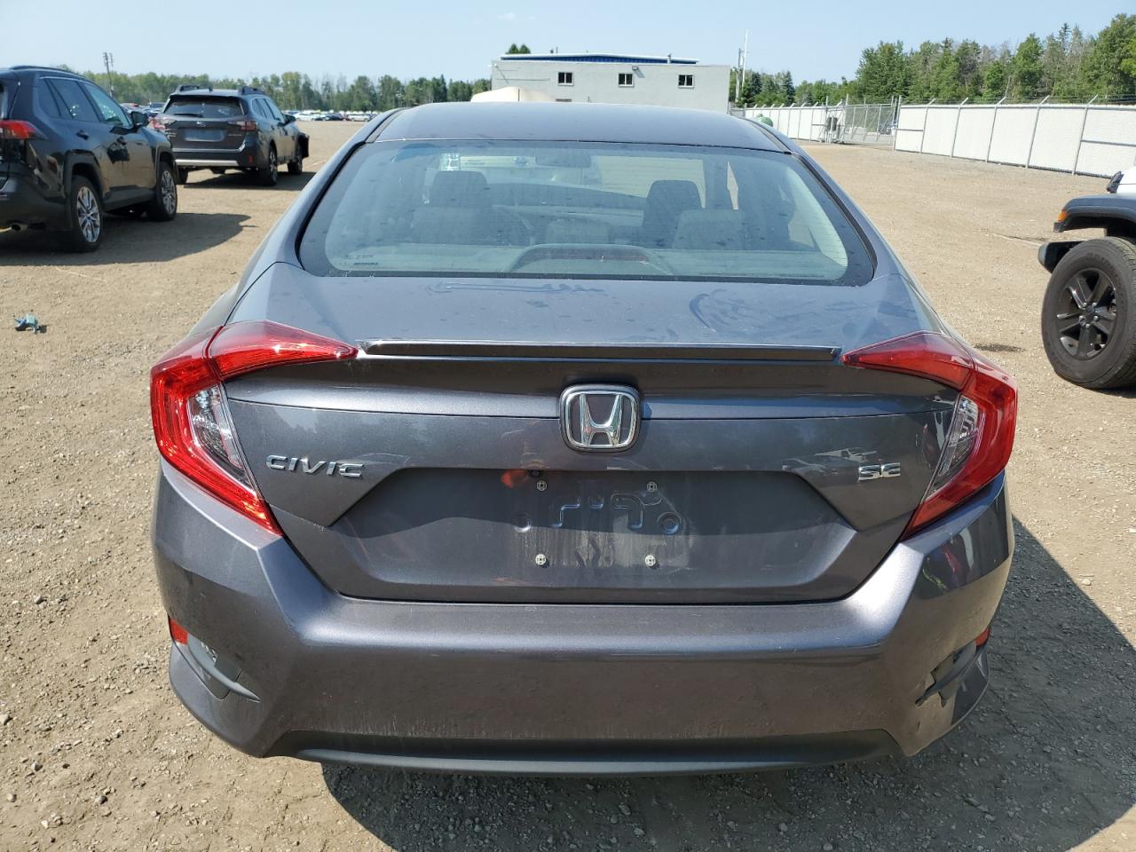 2HGFC2F68JH032458 2018 Honda Civic Lx