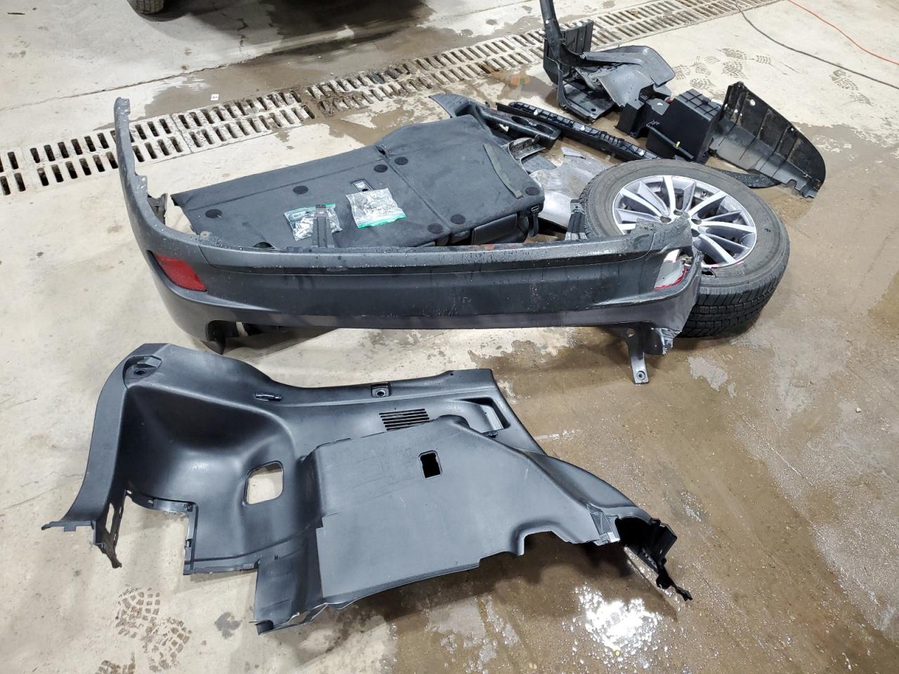 2017 Toyota Highlander Se VIN: 5TDJZRFH3HS465487 Lot: 61445654