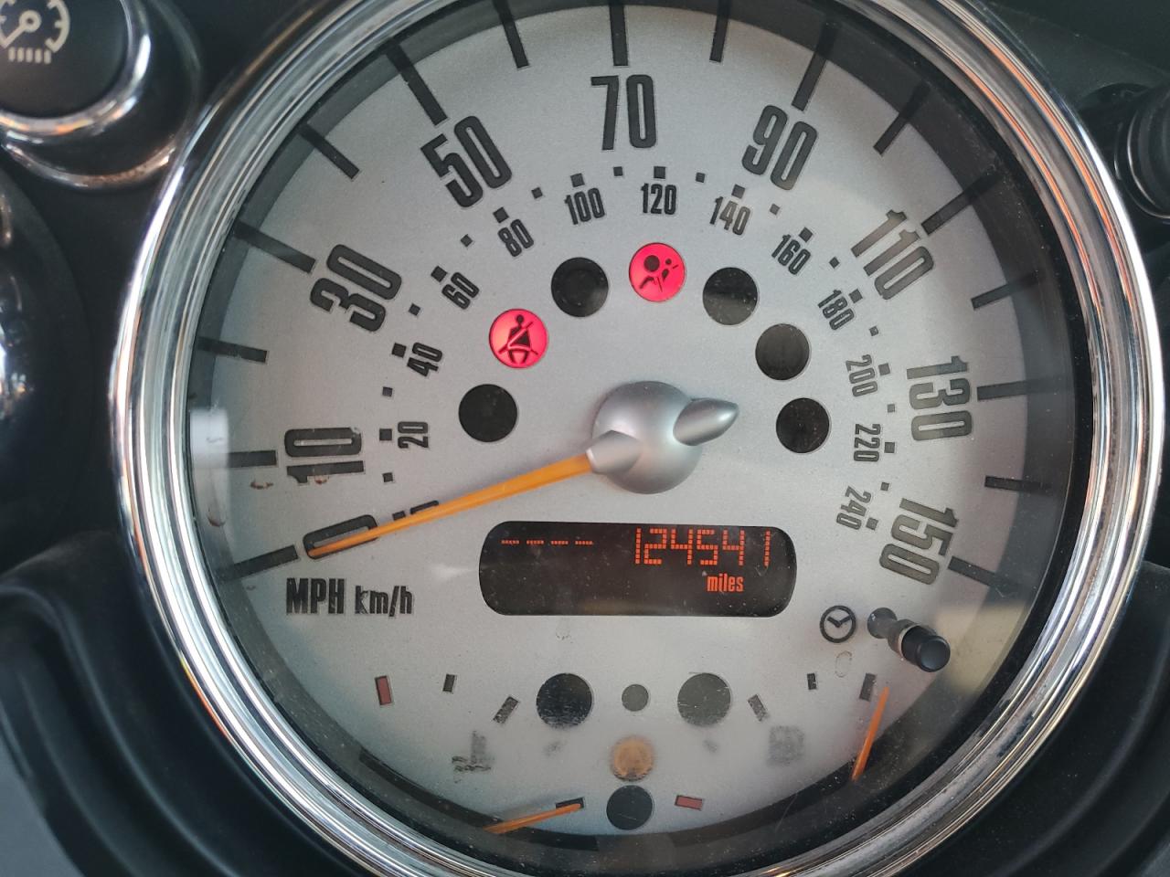 2005 Mini Cooper S VIN: WMWRH33455TF83249 Lot: 64155174