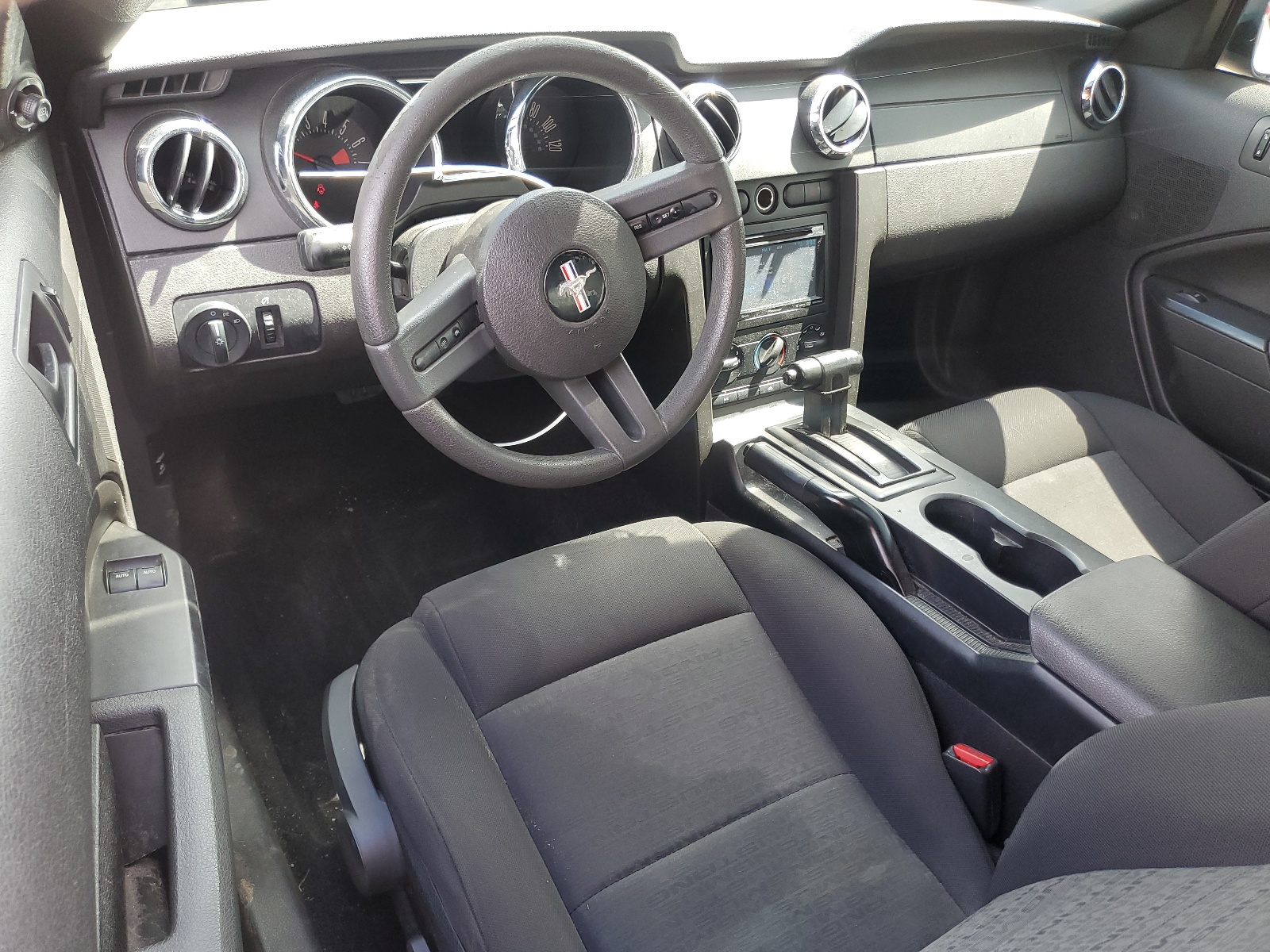 1ZVFT80NX65261060 2006 Ford Mustang