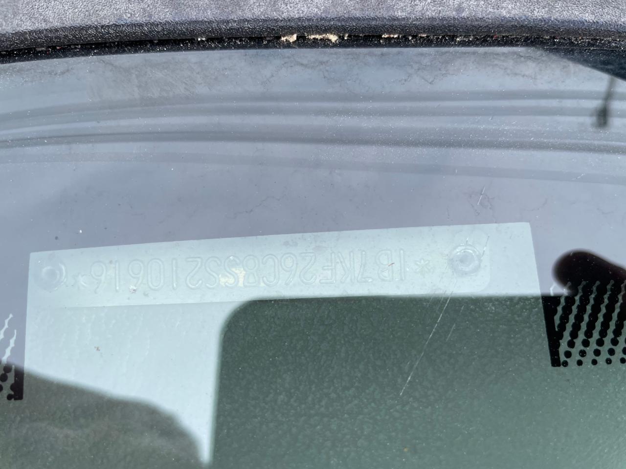 1995 Dodge Ram 2500 VIN: 1B7KF26C8SS210616 Lot: 63904284