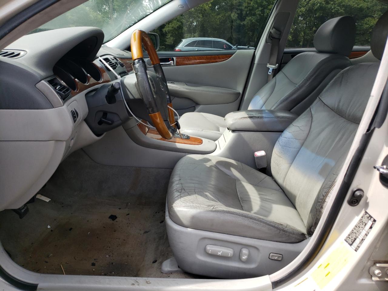 2005 Lexus Es 330 VIN: JTHBA30G655056991 Lot: 63331414