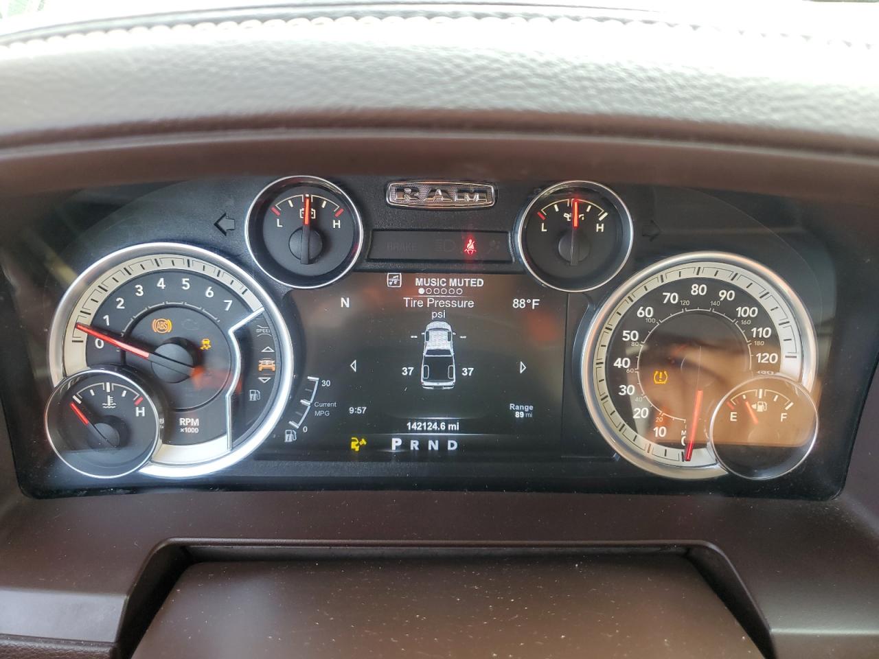 2017 Ram 1500 Laramie VIN: 1C6RR6NT0HS799028 Lot: 63305504