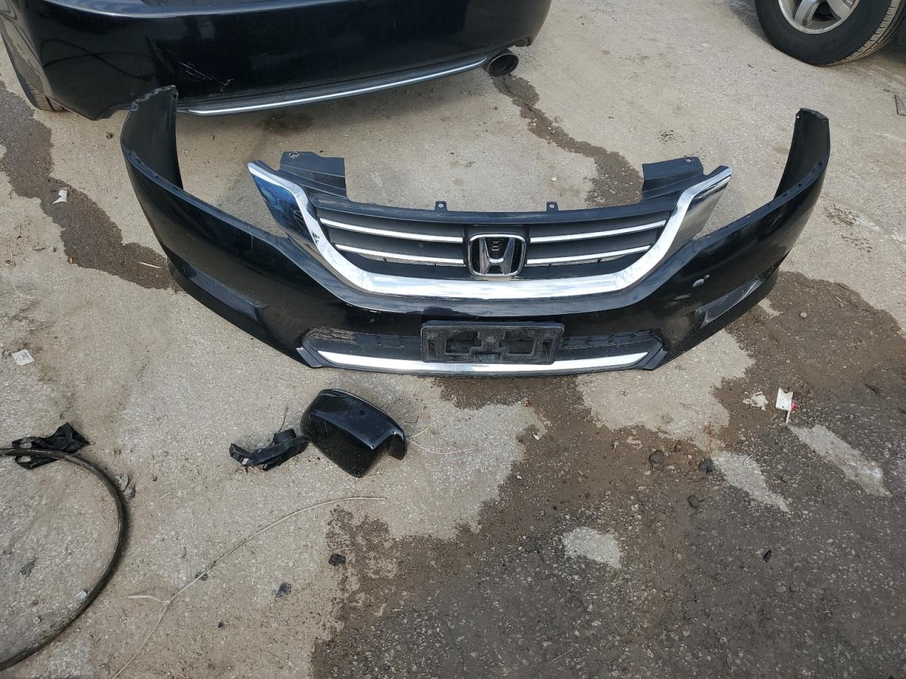 1HGCR2F72FA186969 2015 Honda Accord Ex