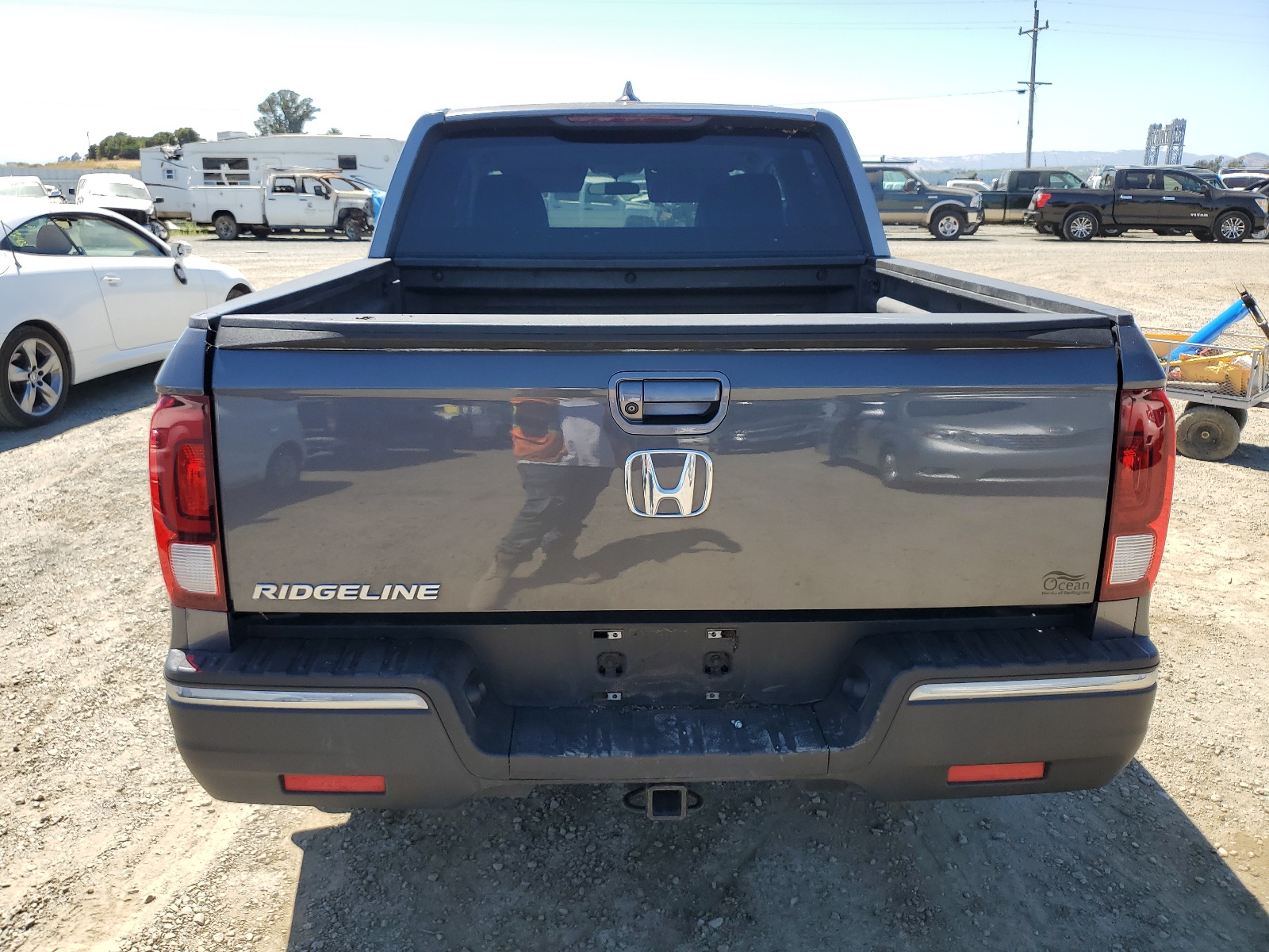 5FPYK2F53JB001701 2018 Honda Ridgeline Rtl