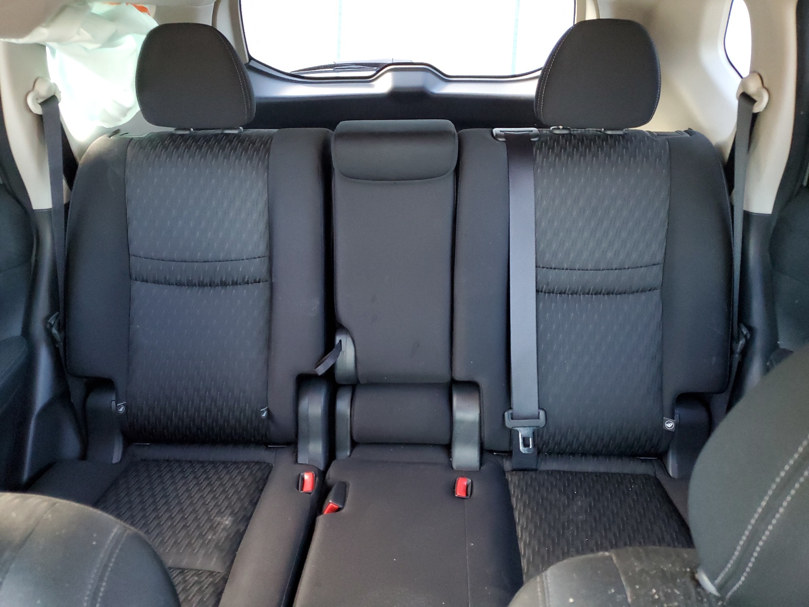 JN8AT2MTXKW250393 2019 Nissan Rogue S