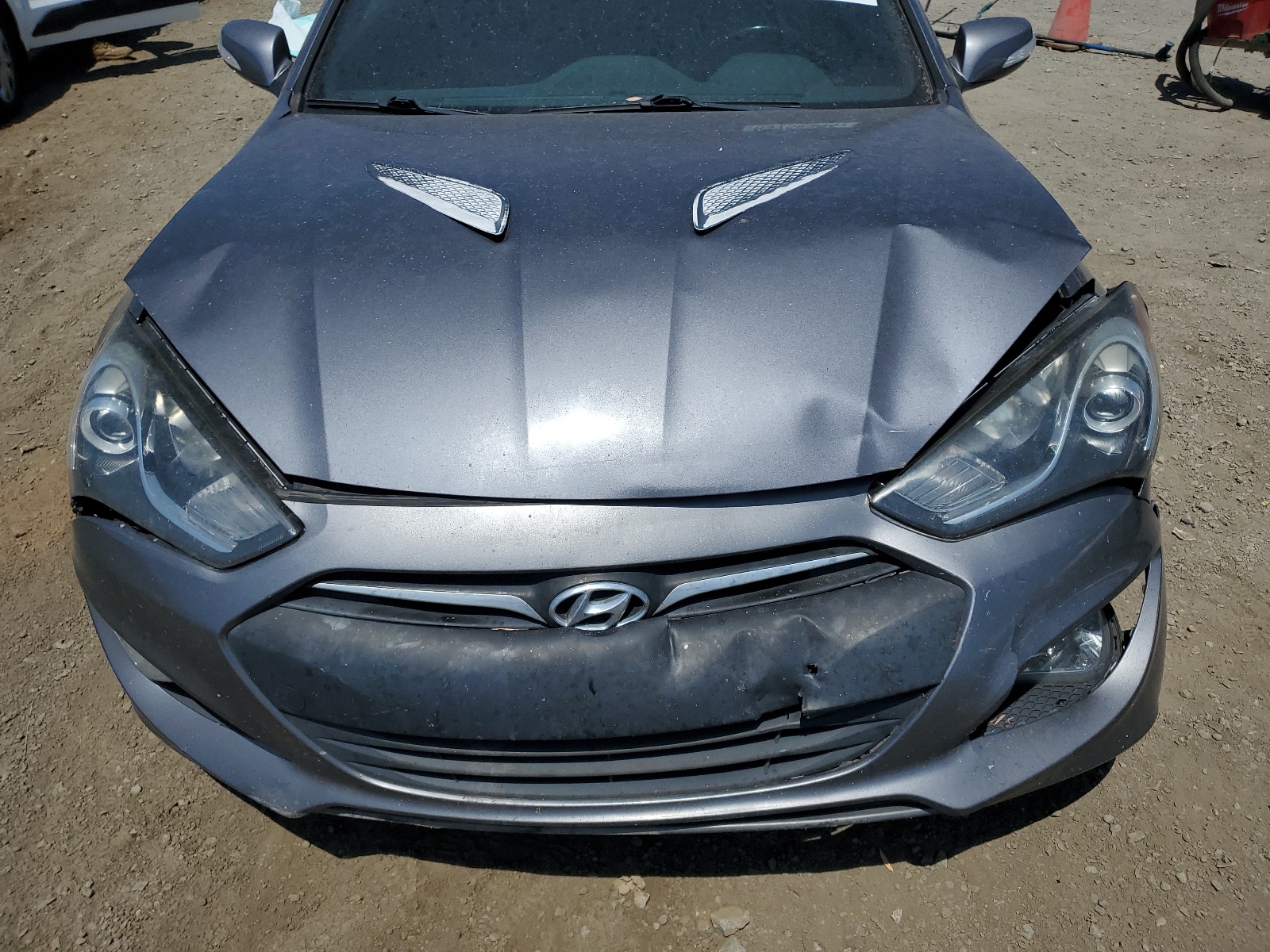 2014 Hyundai Genesis Coupe 3.8L vin: KMHHU6KJ2EU120829