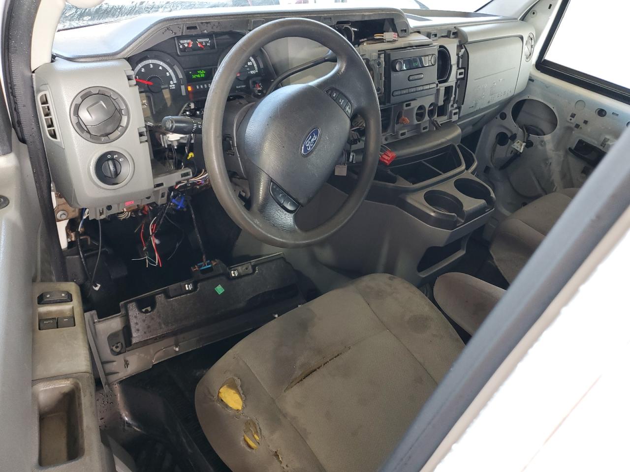 2009 Ford Econoline E250 Van VIN: 1FTNE24W49DA45093 Lot: 63760354