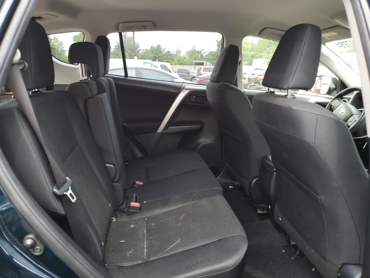 2018 Toyota Rav4 Le VIN: JTMBFREV6JJ206760 Lot: 63777764