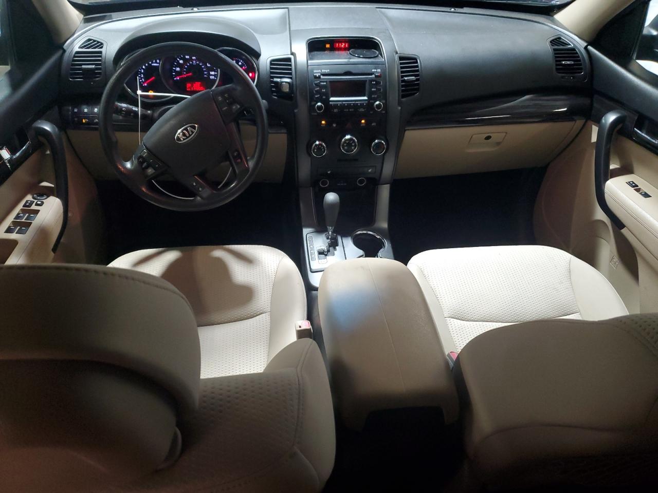 2012 Kia Sorento Base VIN: 5XYKTCA62CG226799 Lot: 61787724