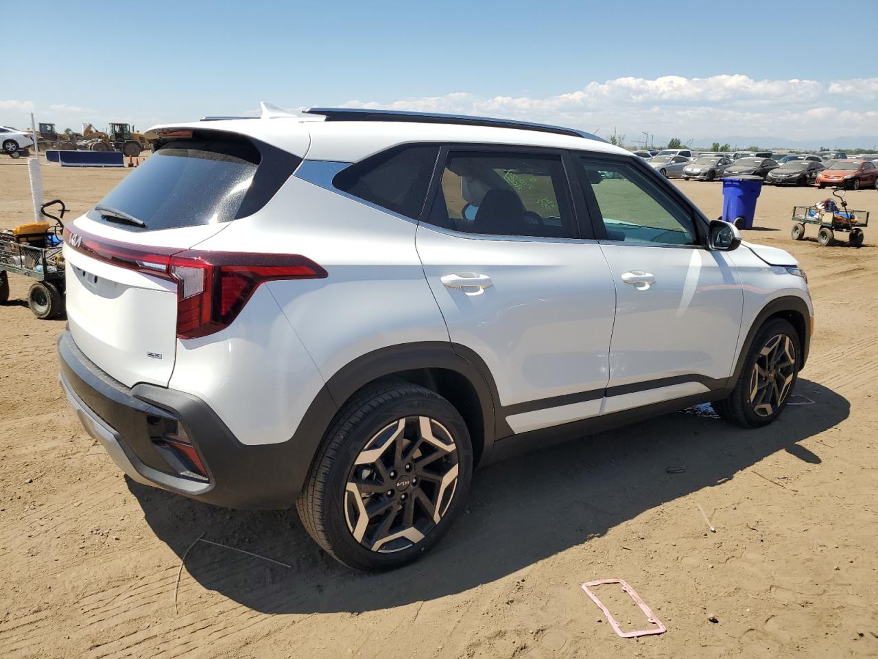 2024 Kia Seltos - Image 3