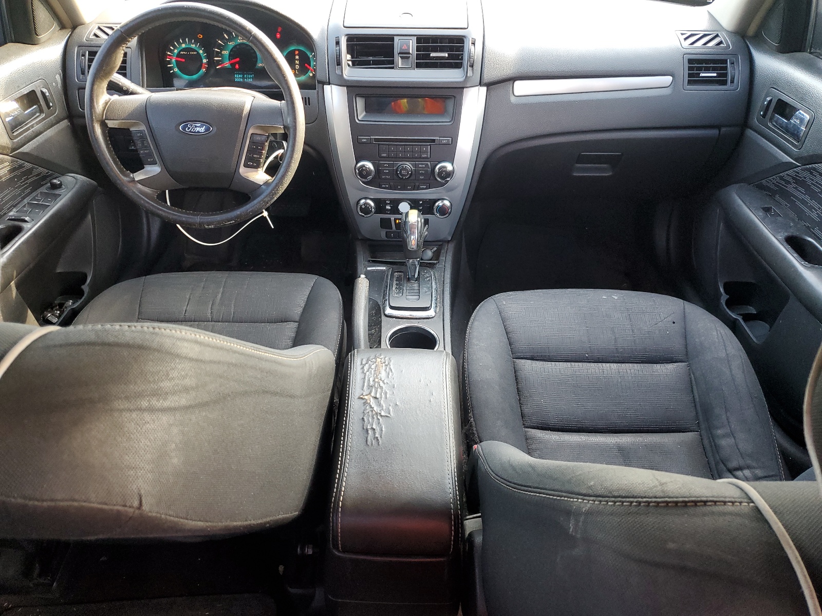 3FAHP0HA8AR263050 2010 Ford Fusion Se