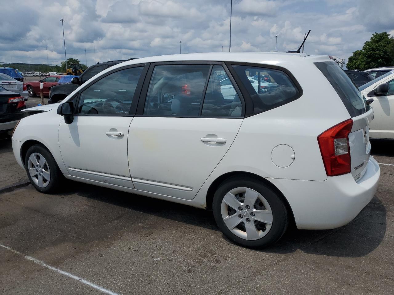 2009 Kia Rondo Base VIN: KNAFG528297222238 Lot: 64015234