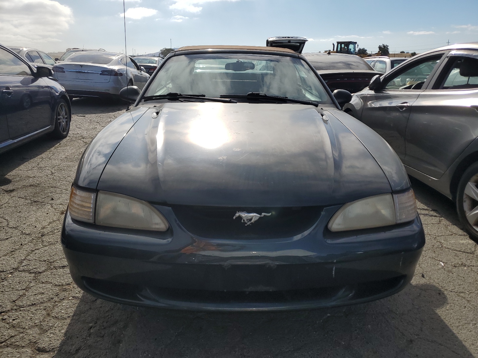 1FAFP4446WF169090 1998 Ford Mustang