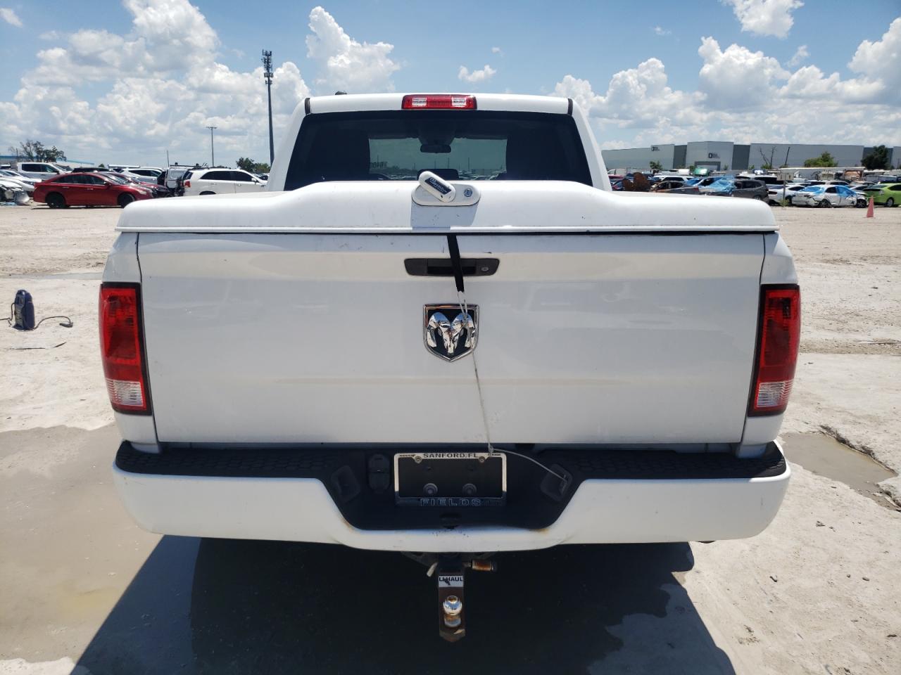 2015 Ram 1500 St VIN: 1C6RR6KGXFS570389 Lot: 64009064