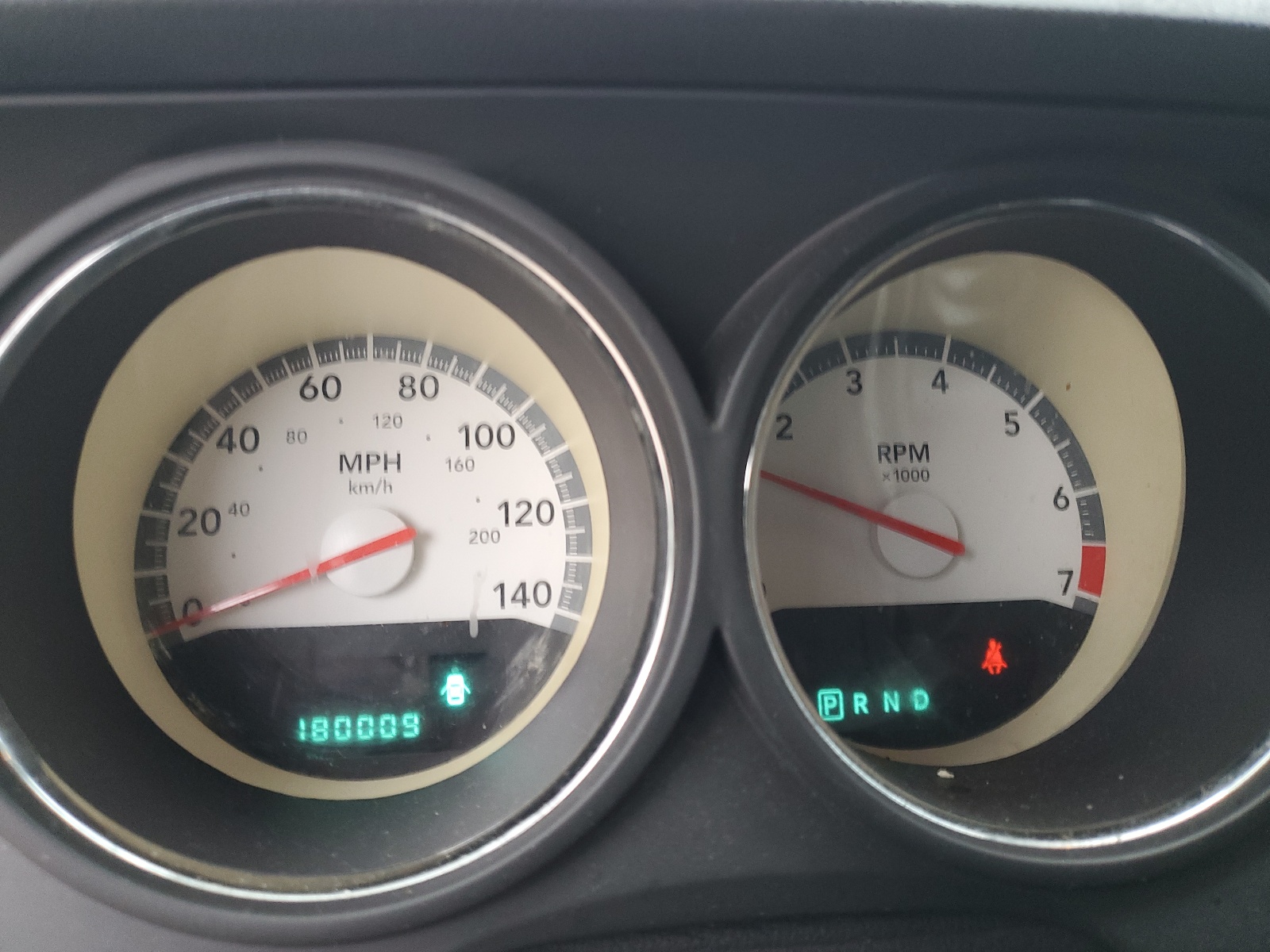 2B3CJ4DV2AH102695 2010 Dodge Challenger Se