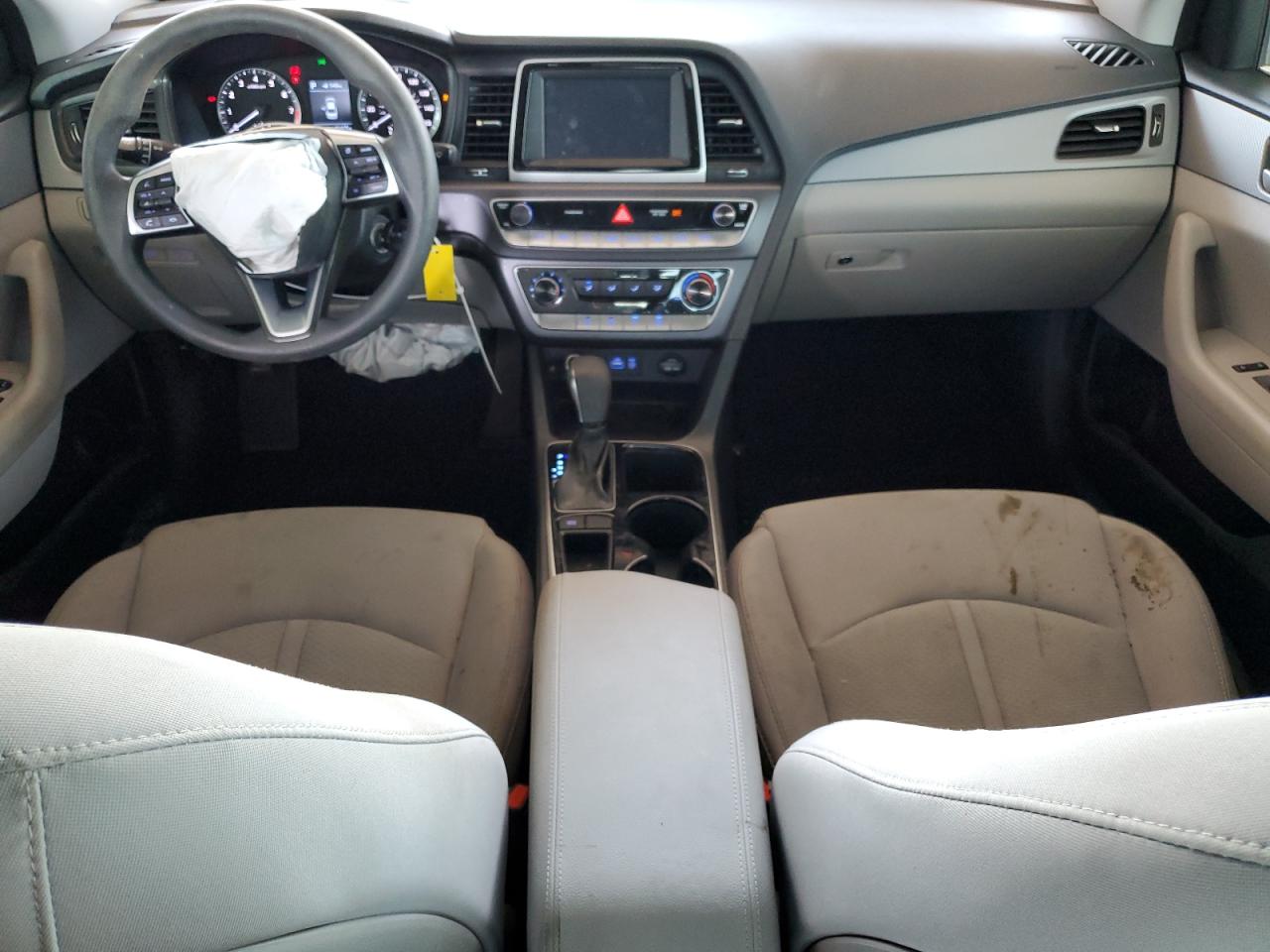 2019 Hyundai Sonata - Image 8