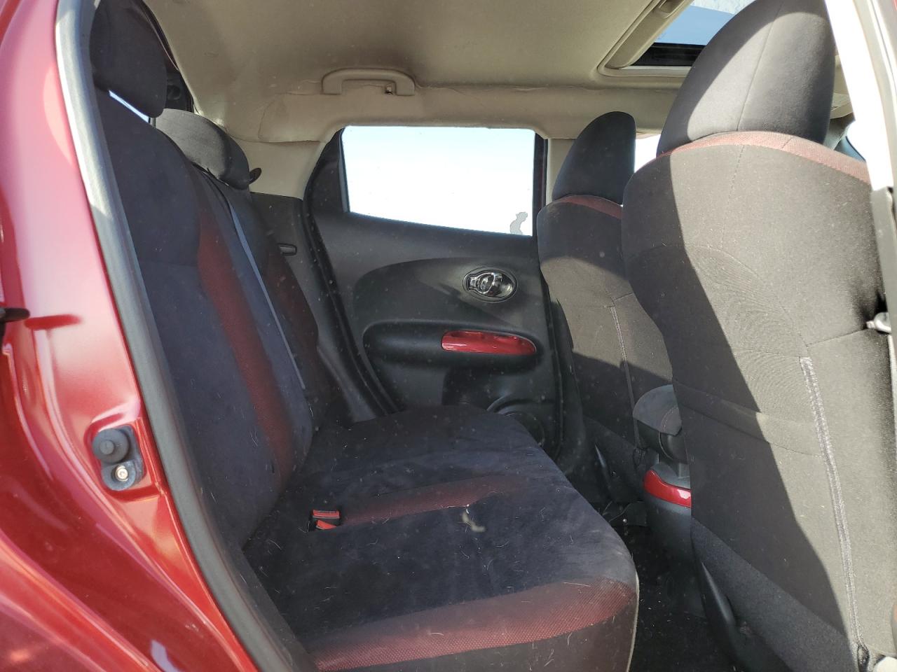 2014 Nissan Juke S VIN: JN8AF5MR4ET351240 Lot: 61283894