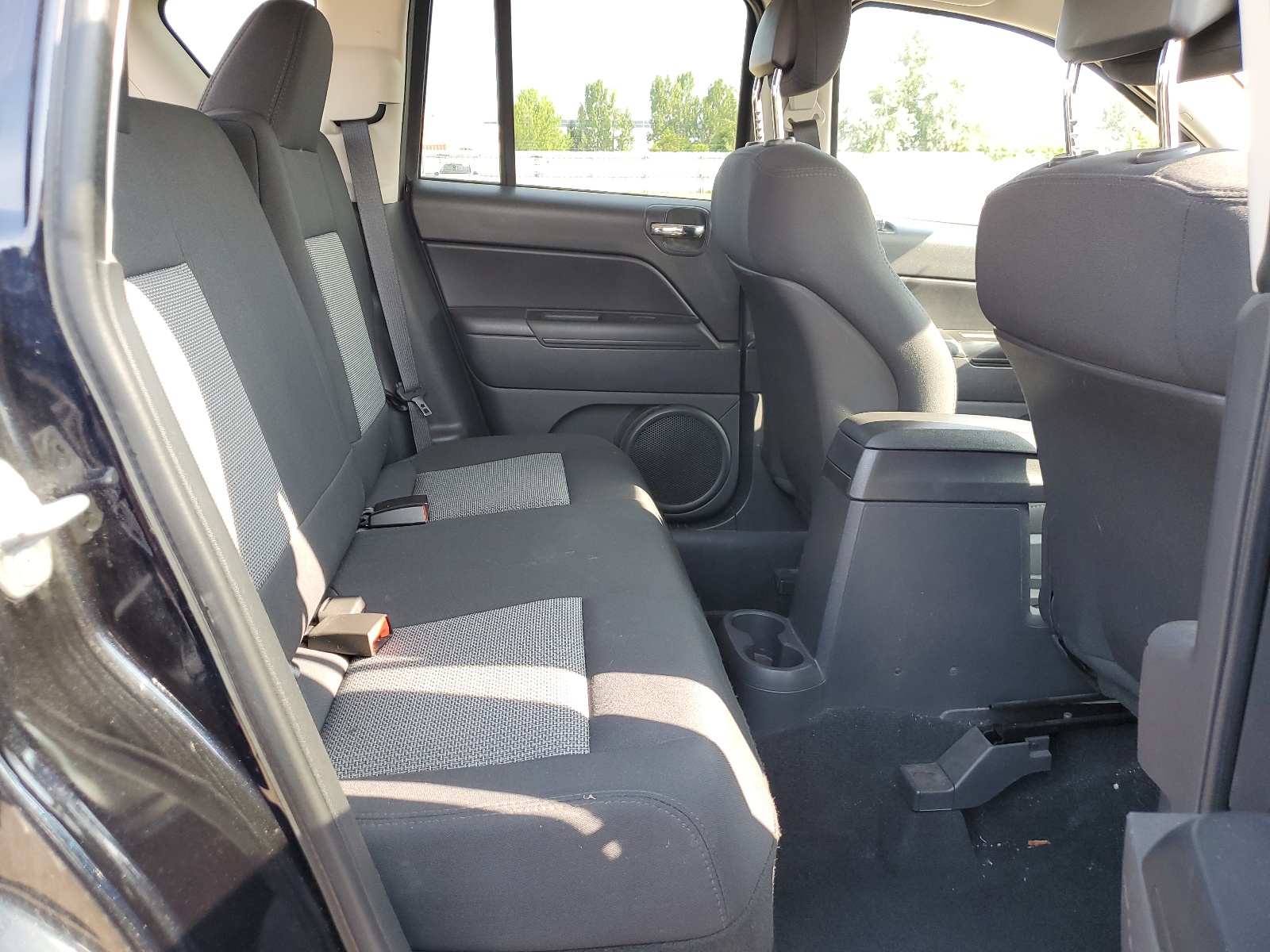 1J4NT4FB5AD660388 2010 Jeep Compass Sport